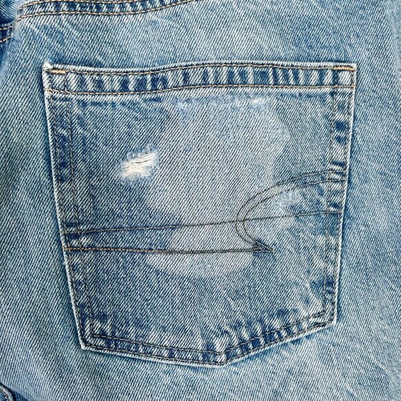 American Eagle Mom Jean Hi-Rise Straight Leg Light-Wash Stretch Sz 6 100% Cotton - Picture 8 of 14